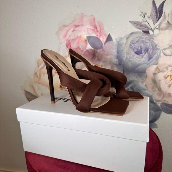 Superdown Women's Brown and Cream Courts - Picture 1 of 8